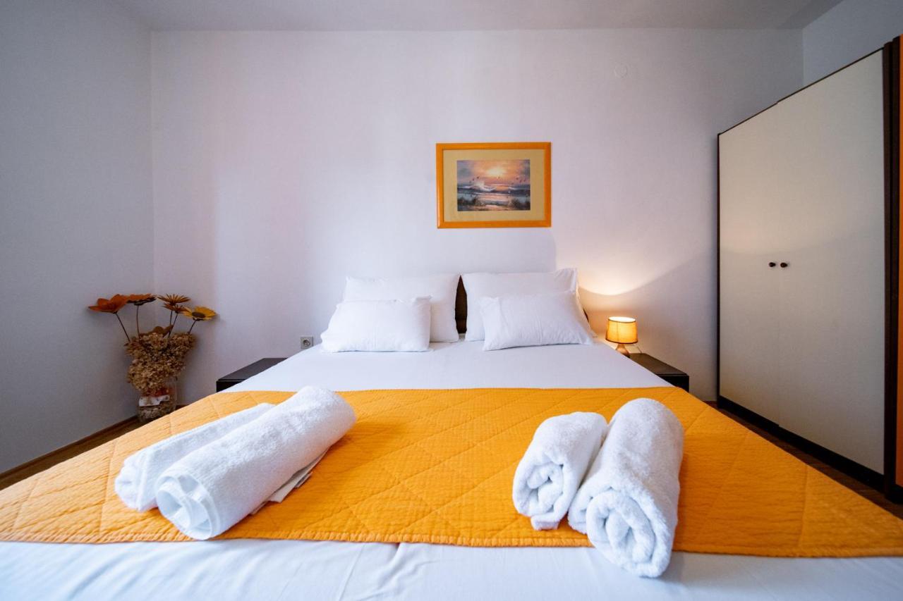 Apartments Lazaric Lopar Extérieur photo