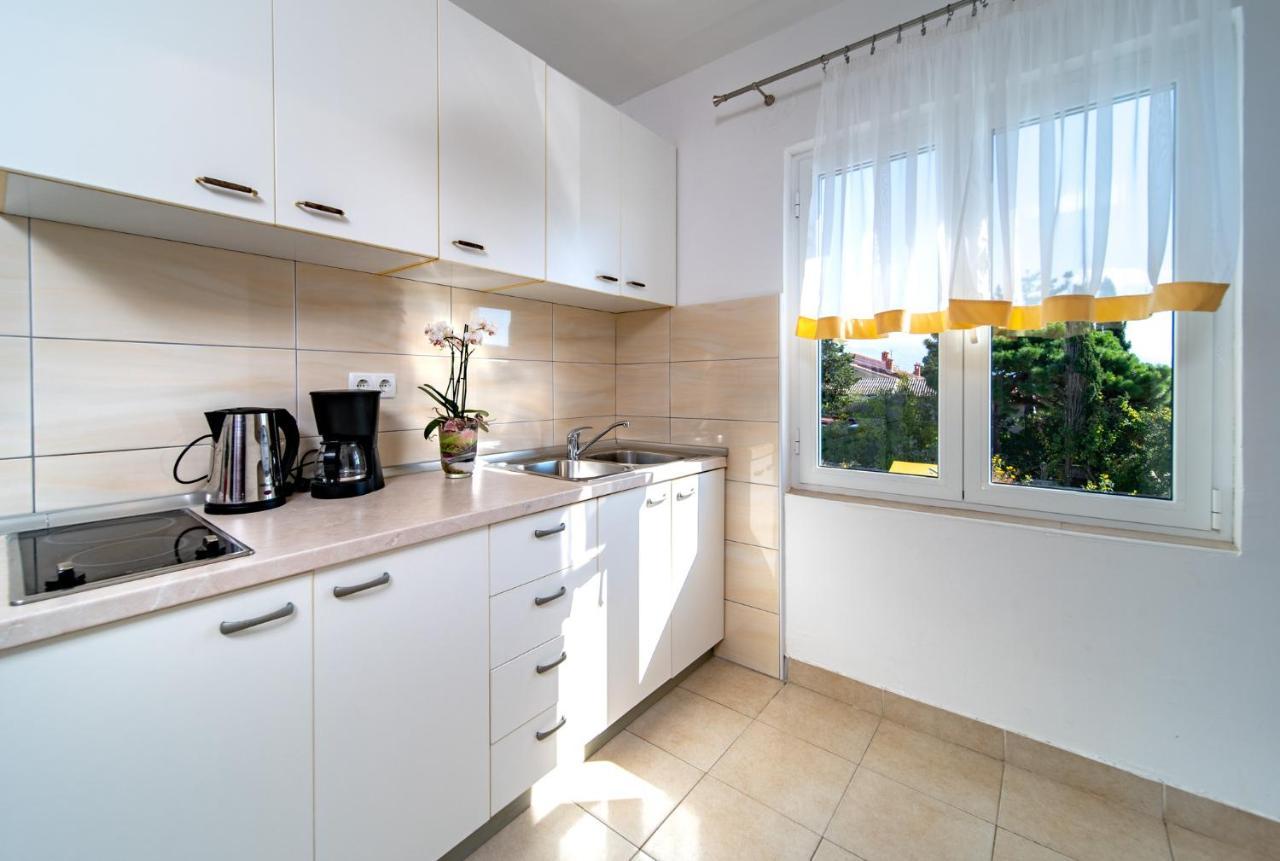Apartments Lazaric Lopar Extérieur photo