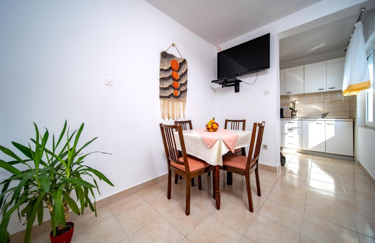 Apartments Lazaric Lopar Extérieur photo