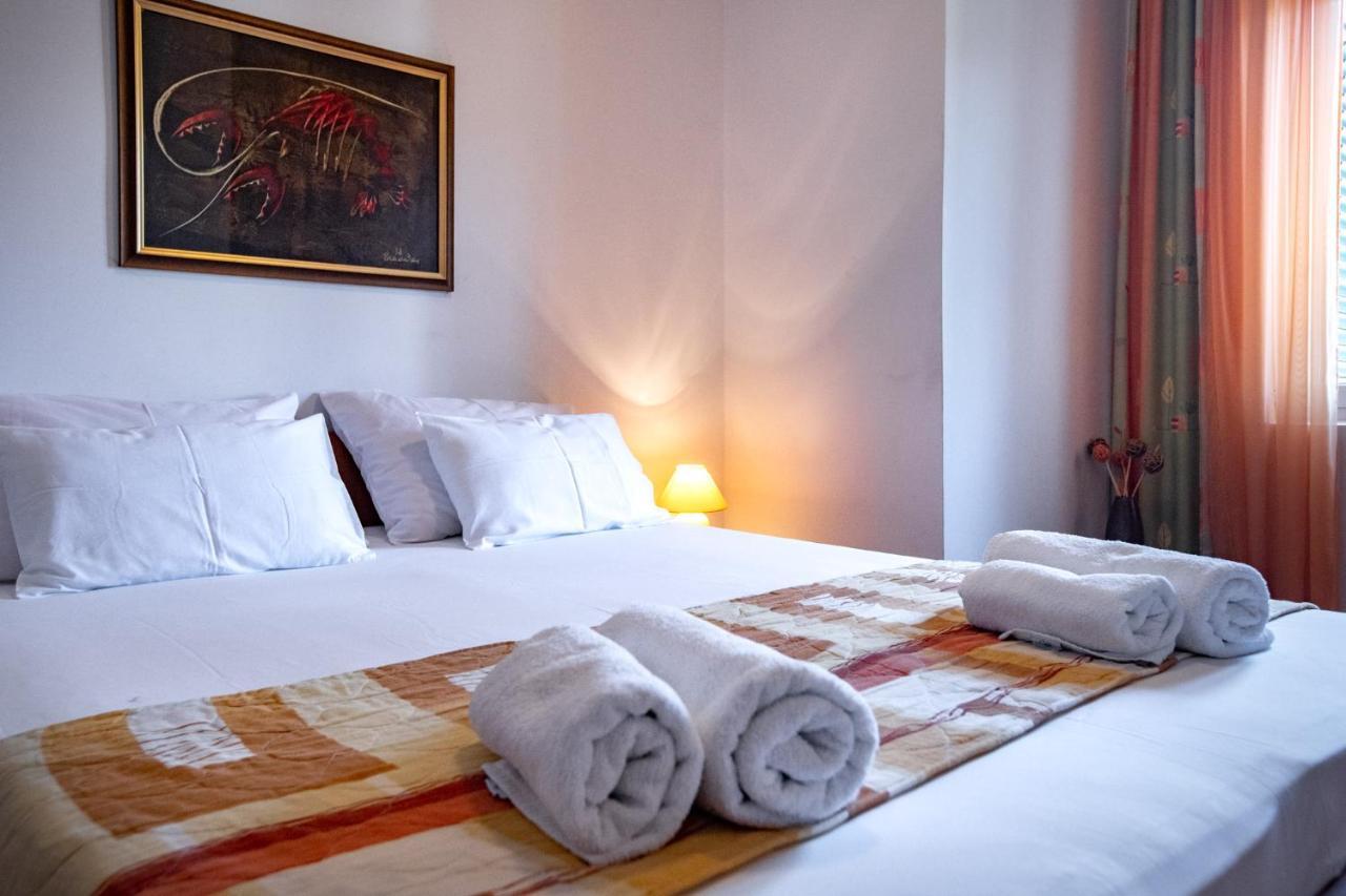 Apartments Lazaric Lopar Extérieur photo