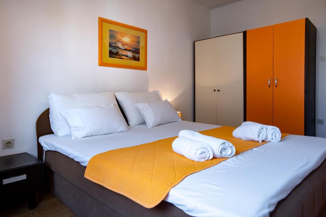 Apartments Lazaric Lopar Extérieur photo